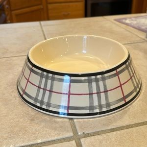 Burberry dog dish - nova check